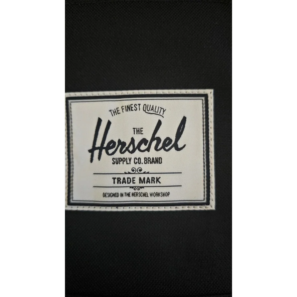Herschel supply eco retreat collection black 19.5 L new With Tags